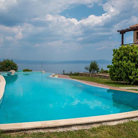 Blue Thea Luxury Villa In Afitos Eksteriør billede