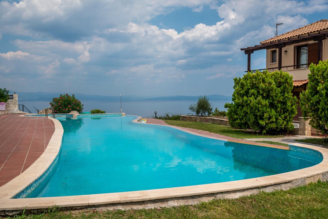 Blue Thea Luxury Villa In Afitos Eksteriør billede